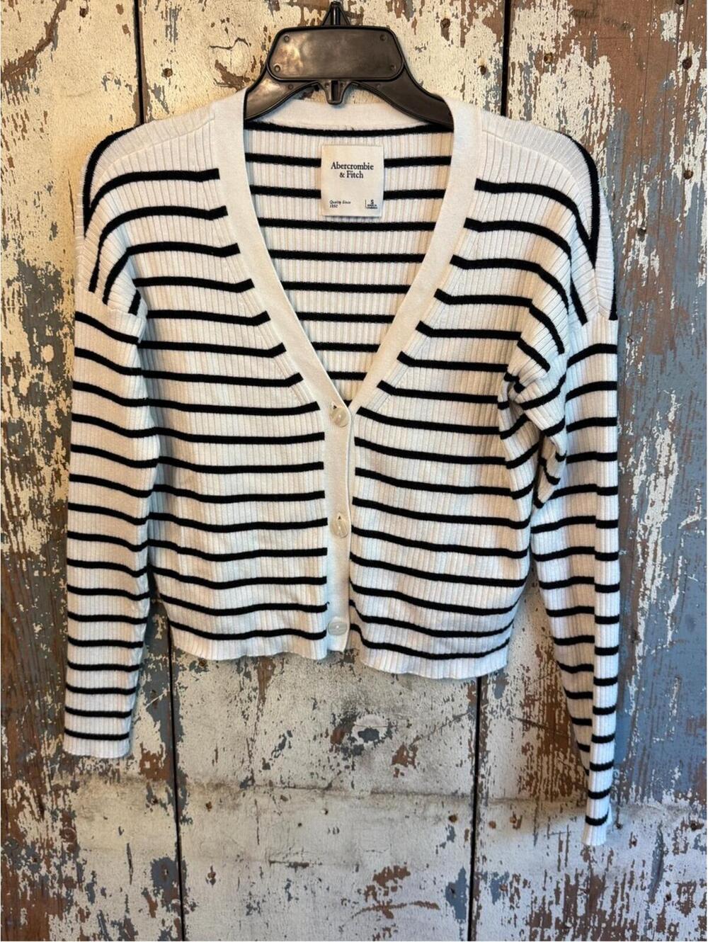 Abercrombie & Fitch striped fitted cardigan size Small black white